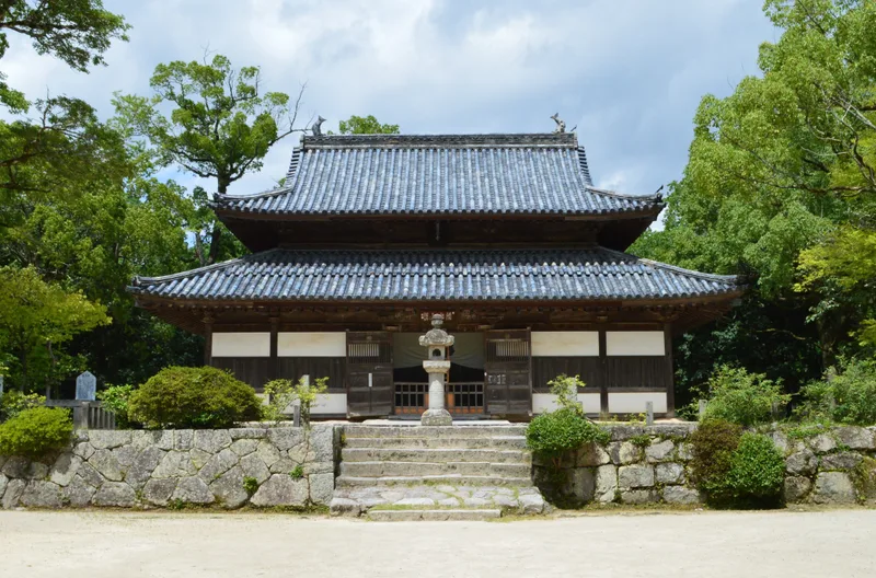 筑紫観世音寺戒壇院本堂。本朝三戒壇のひとつ。