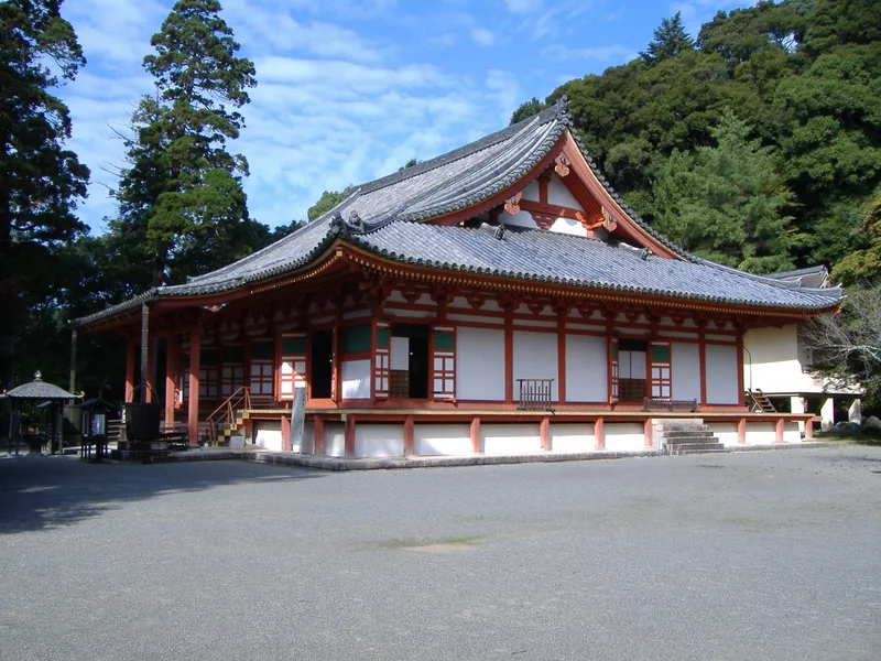 観心寺金堂。折衷様建築。