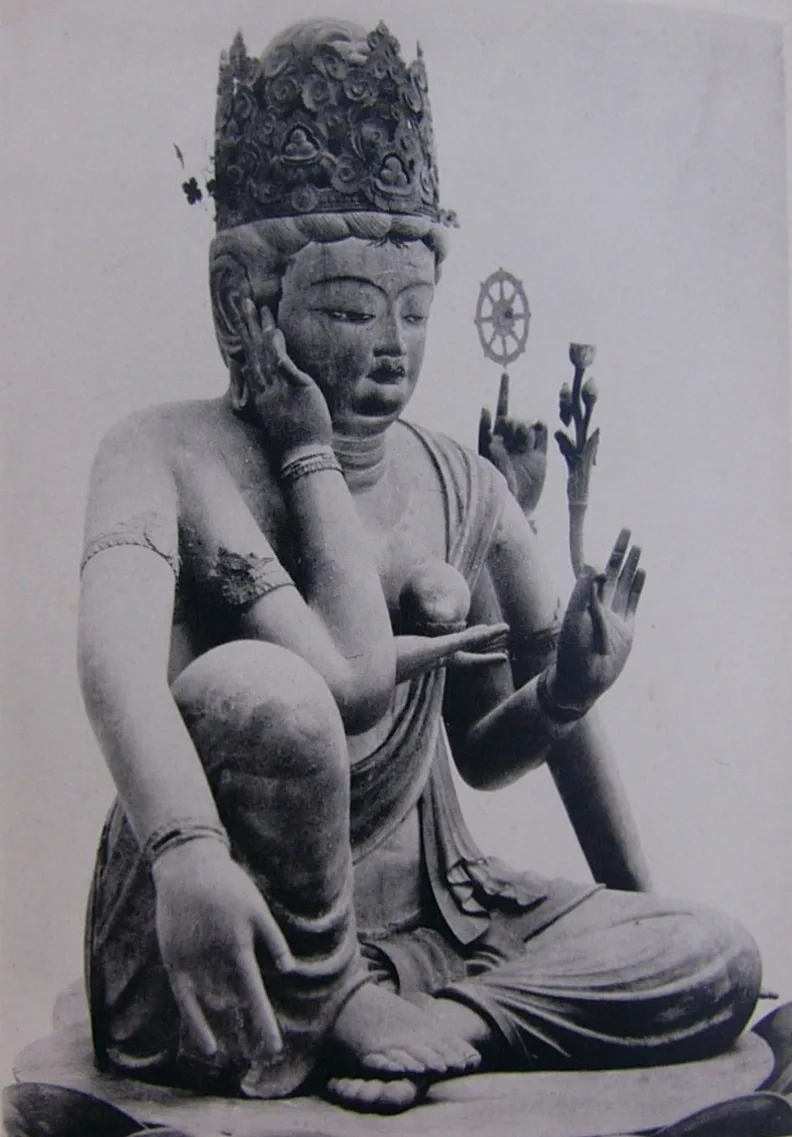 観心寺如意輪観音像。弘仁・貞観文化の彫刻。