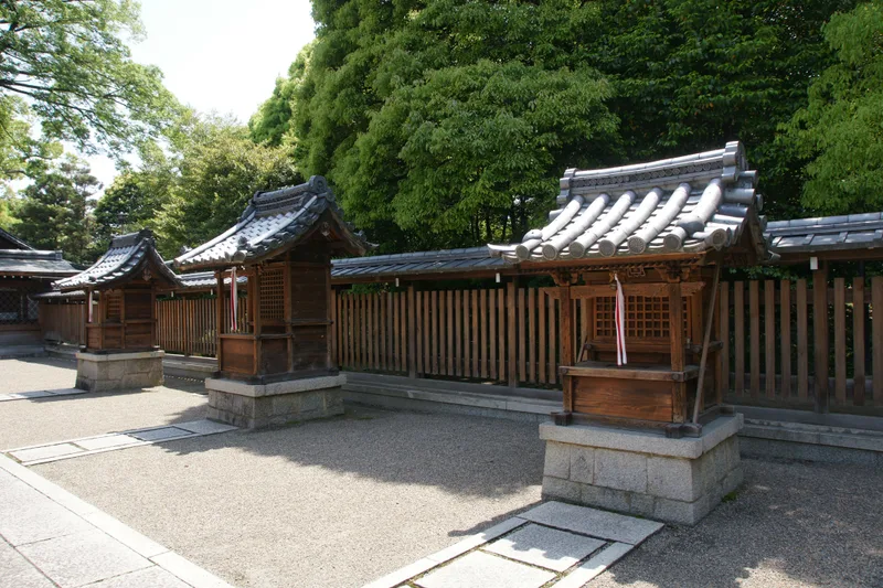 鳥羽殿跡地に建つとされる城南宮（京都市伏見区）