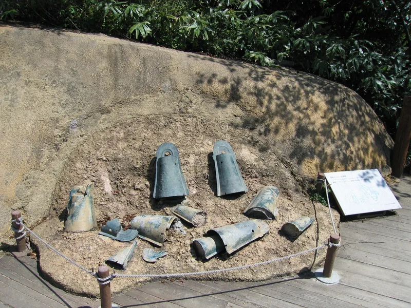 銅鐸の埋葬状態の復元展示