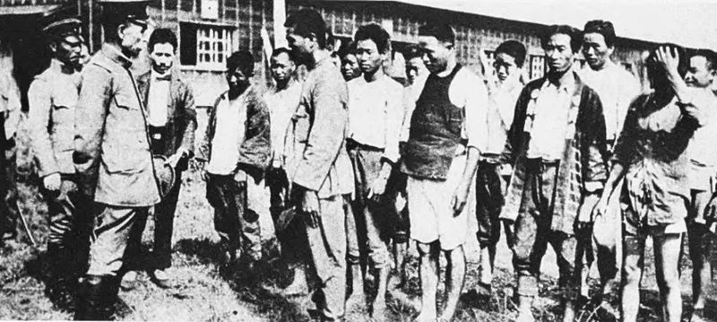 習志野俘虜収容所を視察する関東戒厳司令官（当時の写真）