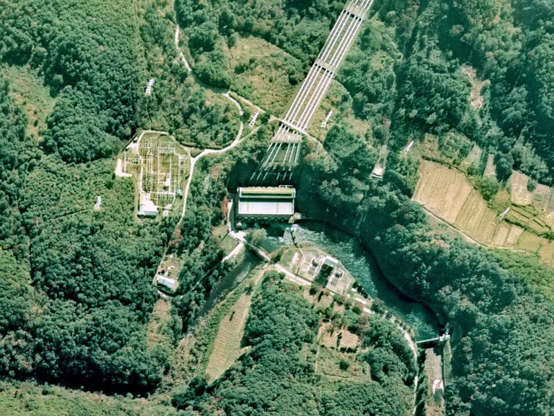 猪苗代第一発電所(1976年撮影、福島県)