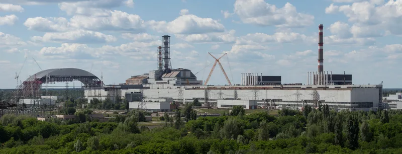 ウクライナ、チェルノブイリ原子力発電所のパノラマ全景。