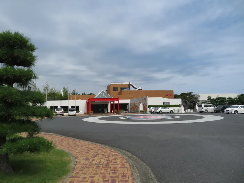 茨城県東海村の旧原子力科学館(現・東海テラパーク)の建物正面